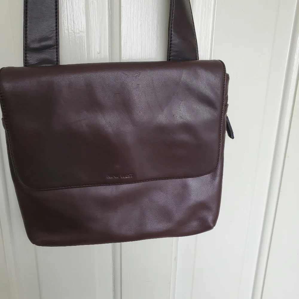 Nine West Brown‎ Leather Shoulder Bag Crossbody Y2K Business Casual Collegiate